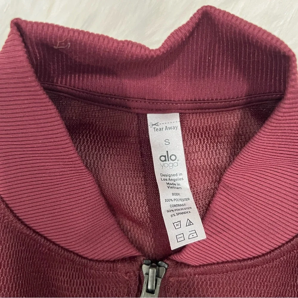 ALO Yoga Women's Field Crop Jacket - Picture 5 of 8